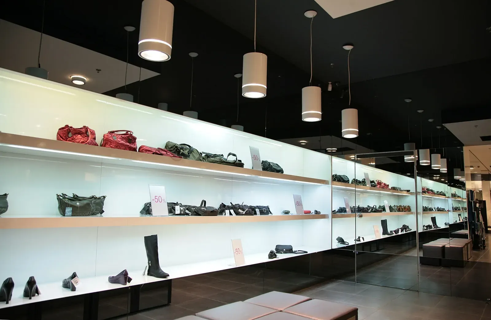 Lighting: the key to your store's decor