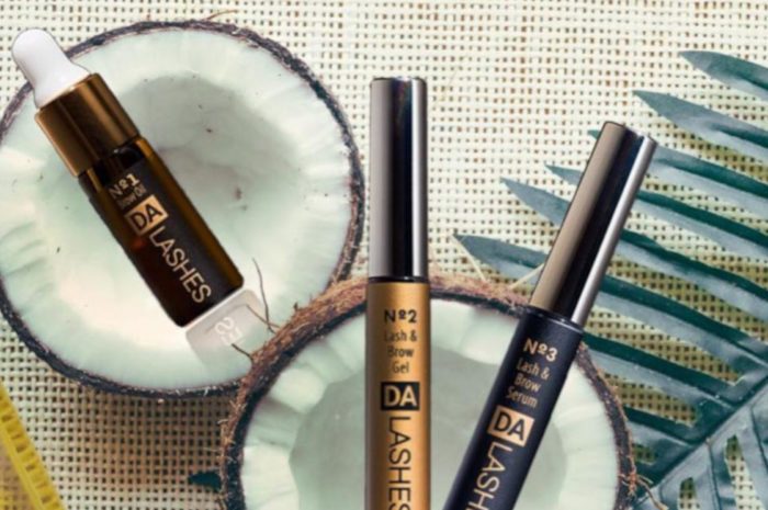 DA Lashes beauty products